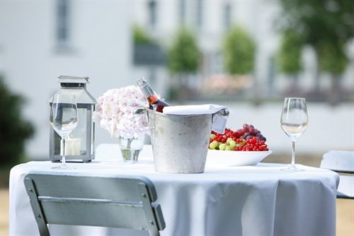Hotel Schloss Gartrop Hunxe Luaran gambar